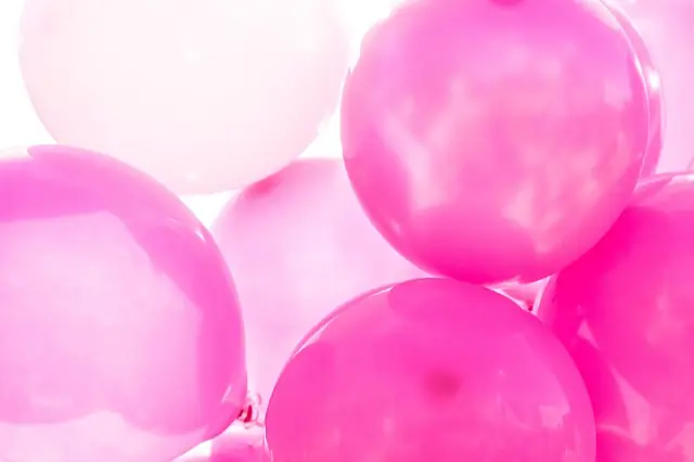 Globos rosas en un evento aromatizado
